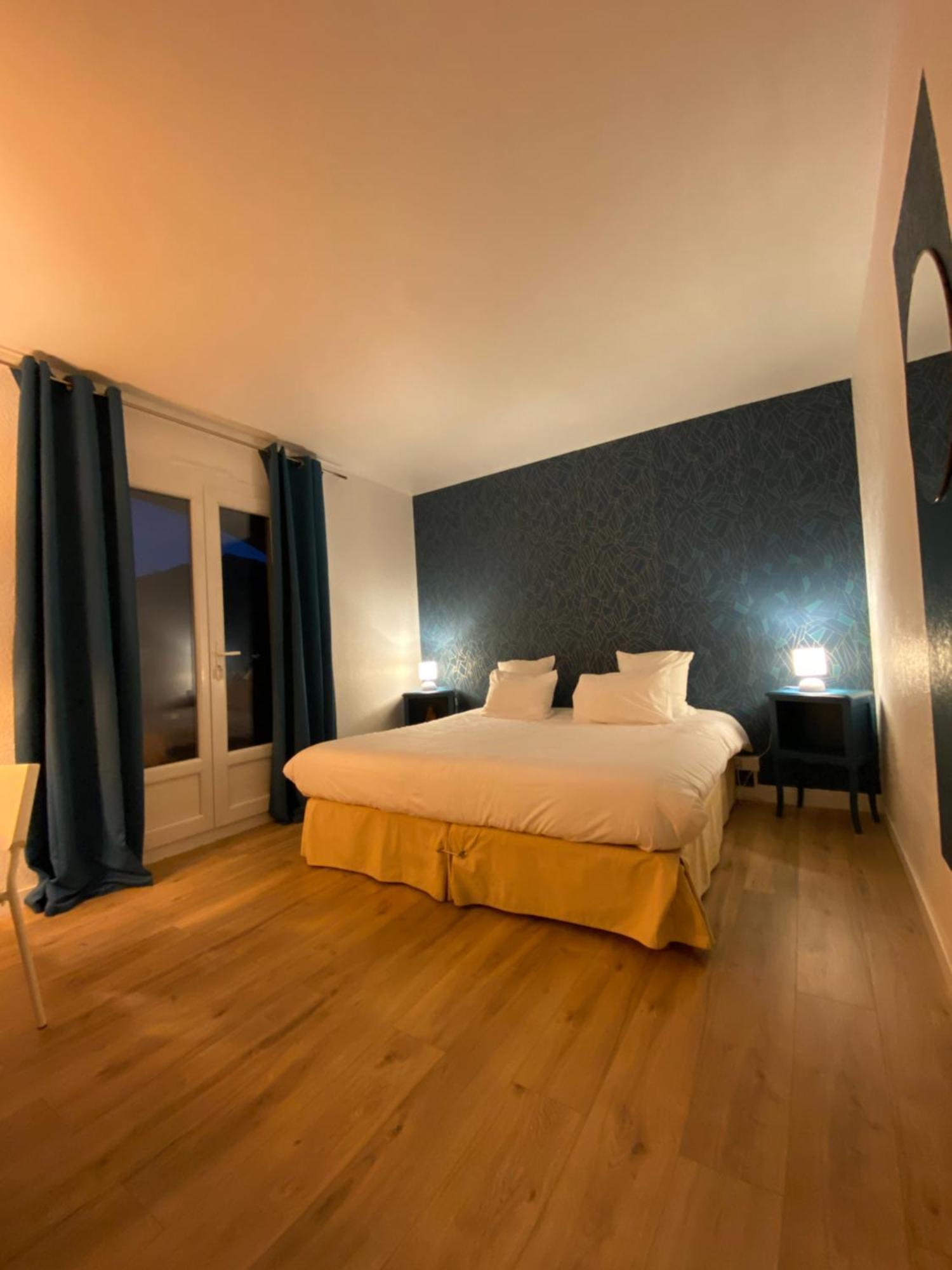 Logis Hotel Medieval, Montelimar Nord Rochemaure Exterior foto