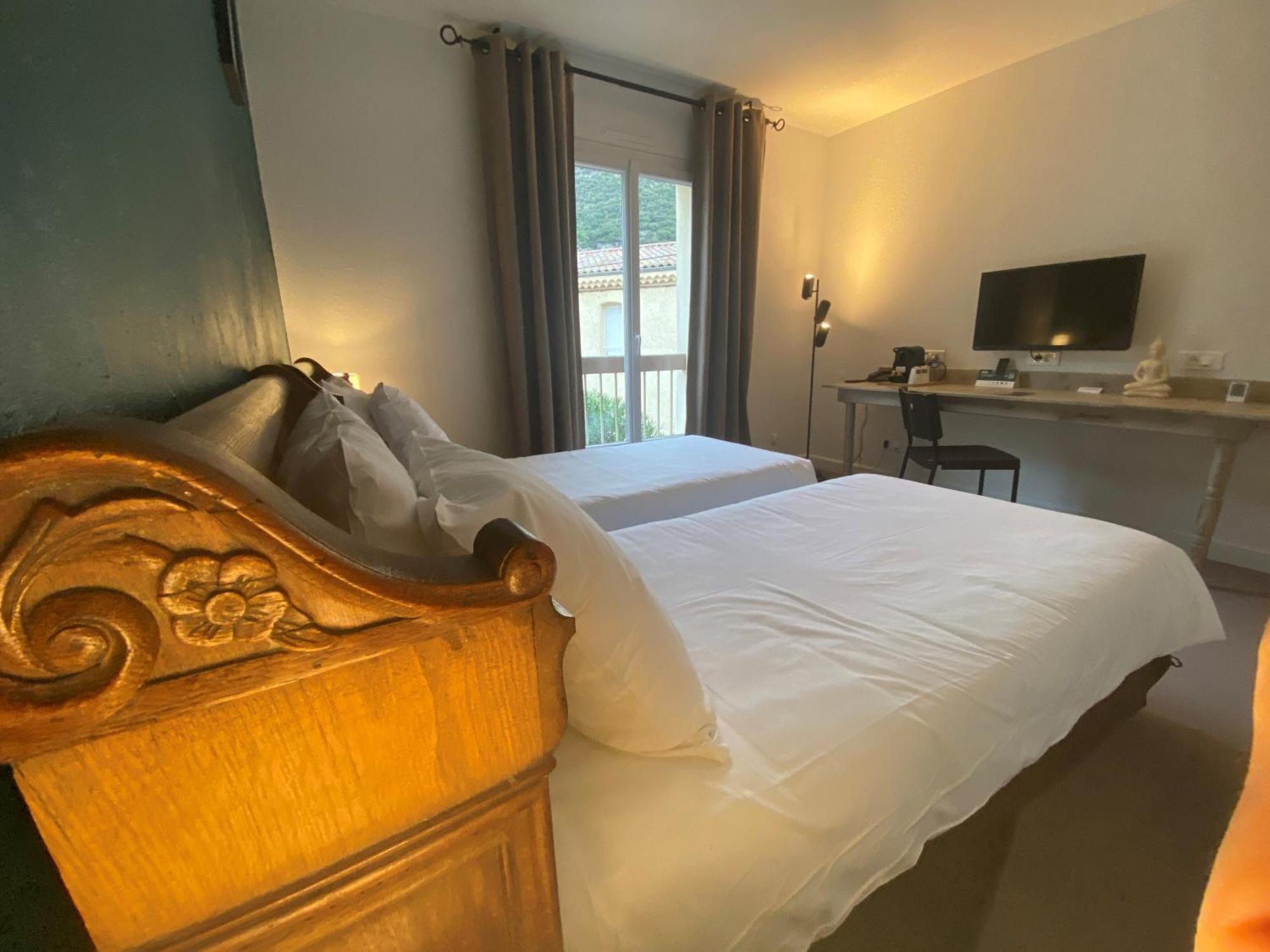 Logis Hotel Medieval, Montelimar Nord Rochemaure Exterior foto