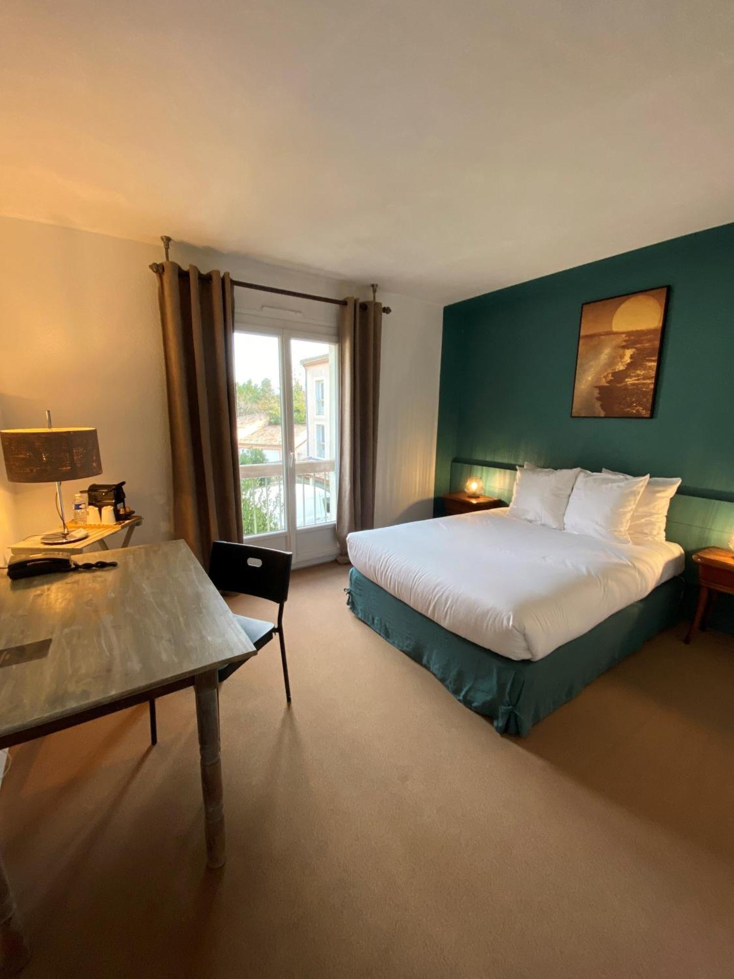 Logis Hotel Medieval, Montelimar Nord Rochemaure Exterior foto